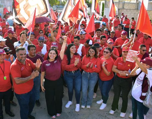 Ofrece Estefanía Mercado más becas para jóvenes; “nadie se debe quedar atrás”