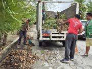 Continúan intensas labores de limpieza de alcantarillas en Puerto Morelos