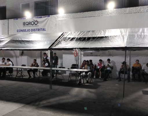 Se queda sin luz Consejo Distrital número 2 del Ieqroo