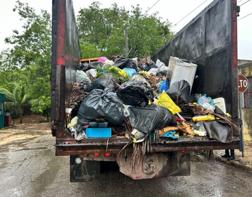 Recogen más de 3 mil toneladas de basura de alcantarillas y rejillas en Chetumal