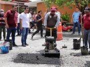 Supervisa Pablo Gutiérrez bacheo de calles afectadas por las recientes lluvias