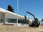 Regresará estatua de Andrés Quintana Roo y asta bandera a plazoleta del Congreso