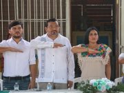 Atestigua Blanca Merari ceremonia cívica de fin de curso en la primaria «Simón Bolívar» de Leona Vicario