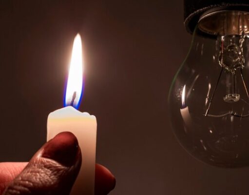 Alrededor de 277 mil usuarios se quedan sin energía eléctrica por apagón en Cancún y la Riviera Maya