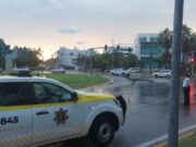 Implementa Dirección de Tránsito municipal operativo por lluvias en Cancún