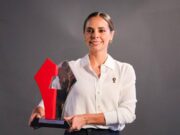 Recibe Ana Paty premio nacional por programa de regularización y urbanización en 11 colonias de BJ