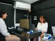 Presentan Mara Lezama nuevas unidades móviles para emisión de licencias