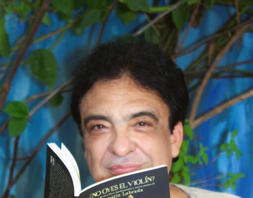 Literatura | Presentarán en la biblioteca Enrique Barocio de Cancún ¿No oyes el violín?: antología poética de Agustín Labrada