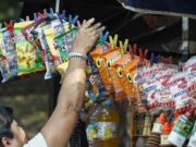 Se amparan contra SEP por omitir lineamientos de venta de alimentos en escuelas