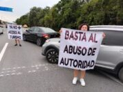 Protestan en aeropuerto de Cancún conductores de Uber contra Guardia Nacional