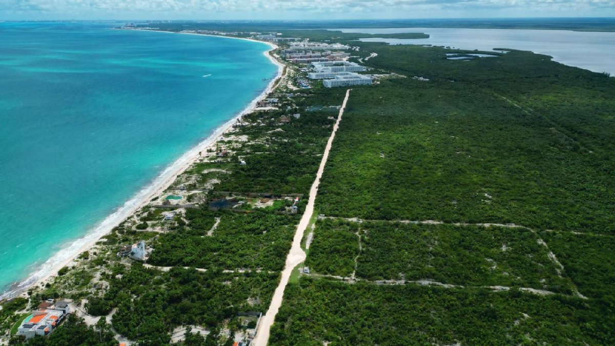 Corredor-Turistico-Cancun-Isla-Blanca-sera-construido-en-2-anos