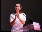 «Hoy empeño mi palabra, pero más que eso, empeño mi corazón en este compromiso»: Ana Paty Peralta
