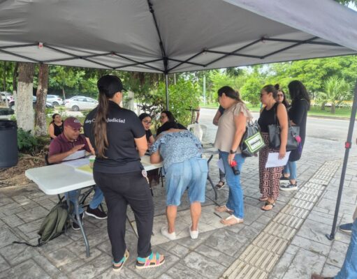 Juntan trabajadores del Poder Judicial firmas en Q. Roo para solicitar un amparo contra la reforma