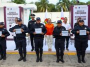 Reconoce Ana Paty Peralta a policías cancunenses por su perseverancia y acciones humanitarias