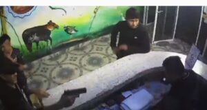 Jaguar Negro | Impunidad política y asaltos a plena luz del día y a rostro descubierto en Tulum (videos)