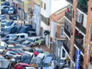 Sufre España su mayor desastre natural en un siglo; van 95 muertos
