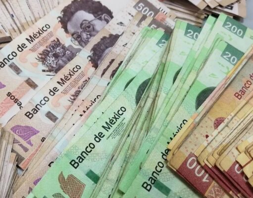 Continuará fluctuando tipo de cambio ante las medidas económicas que emprenderá Trump