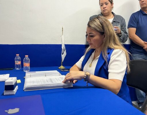 Buscan Reyna Tamayo y Susana Martínez la dirigencia estatal del PAN