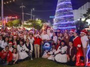Iluminan 3 de 13 glorietas de Cancún con adornos referentes a festejos decembrinos