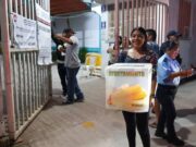 Cierre ordenado de casillas durante elección de delegado en Alfredo V. Bonfil