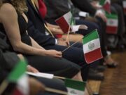 Anuncian nuevo libro sobre la lucha de mexicanos naturalizados