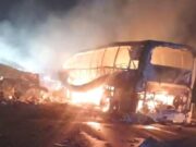 Sobreviven 8 de 38 pasajeros en accidente de autobús que cubría ruta Cancún-Tabasco