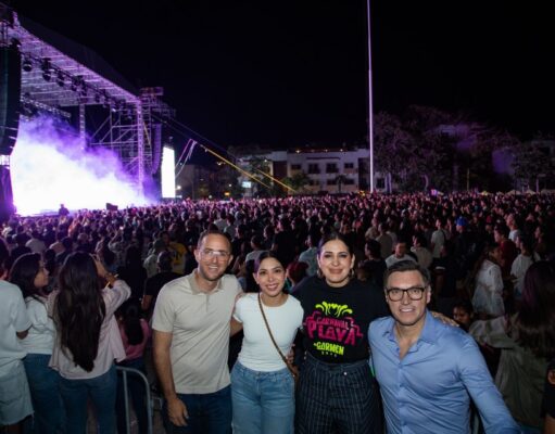 Rawayana pone a cantar y bailar a más de 20 mil personas en el Carnaval de Playa del Carmen 2025