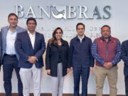 Revisa Mara Lezama proyectos de movilidad con el director general del Banco Nacional de Obras y Servicios