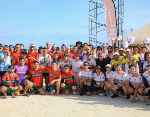 Inaugura Ana Paty Peralta el torneo «Cancún Nuuch League 2025»
