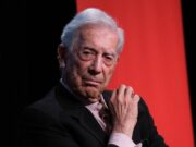 Fallece el galardonado escritor peruano Mario Vargas Llosa