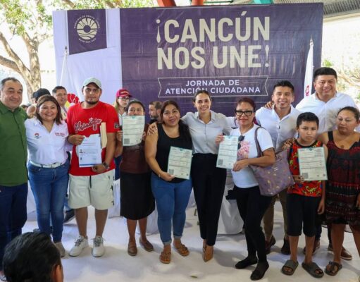 Promueve Ana Paty Peralta democracia y participación ciudadana en Comités Vecinales