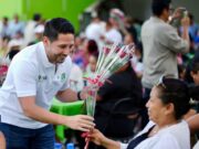 Reconoce Renán Sánchez Tajonar el valor de las madres de familia