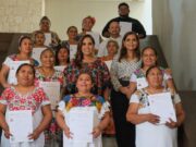 Reconoce Mara Lezama a la primera generación de 13 cocineras y cocineros tradicionales certificados de Quintana Roo
