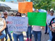 Maestros de Cancún protestan y se alistan para el paro nacional