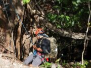 Retira gobierno de Benito Juárez más de 17 toneladas de residuos en cenotes
