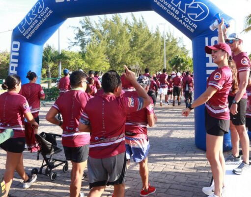Celebra Ana Paty Peralta Día del Padre con carreras deportivas