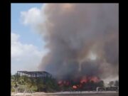 Arrasa incendio con cuatro establecimientos en Holbox