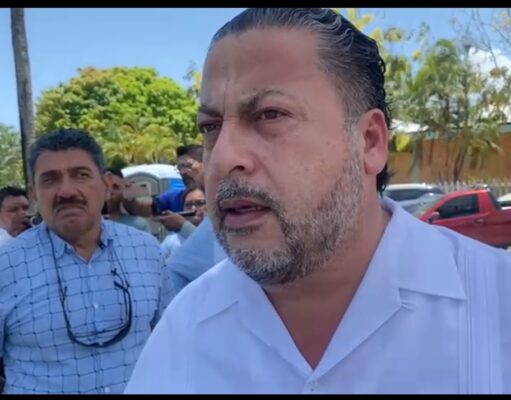 Informa Jorge Sanén que avanza con firmeza reinstalación de la estatua de Don Andrés Quintana Roo