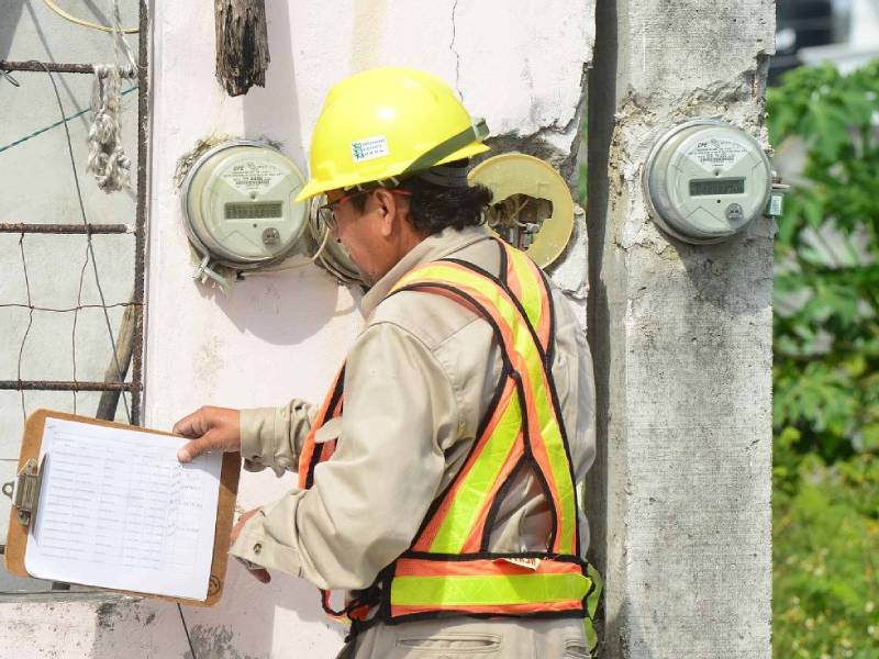Fallas-de-luz-en-Villas-del-Sol-por-vandalismo-CFE
