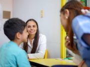 Reafirma Ana Paty Peralta su compromiso con la niñez con autismo al anunciar rutas de transporte gratuitas