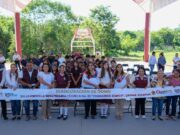 Mara Lezama cumple a la comunidad escolar de Leona Vicario con domo tras más de 5 décadas de espera