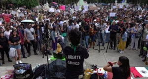 Opinión | Discursos de odio en la marcha contra la gentrificación en la Ciudad de México | Y la vida siguió… | Hugo Alday Nieto