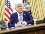Tribunal echa abajo orden de Trump para suprimir ciudadanía por nacimiento