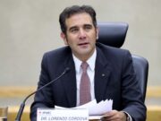Otorga Suprema Corte amparo a Lorenzo Córdova para que lo eliminen de los libros de texto