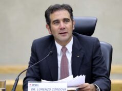 Otorga Suprema Corte amparo a Lorenzo Córdova para que lo eliminen de los libros de texto