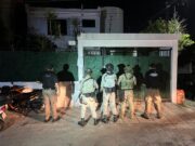 Detienen a célula criminal en Cancún; aseguran armas y granadas