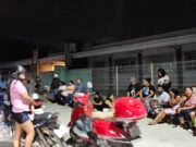 Forman kilométrica fila en Chetumal para registro al programa ‘Viviendas para el Bienestar’