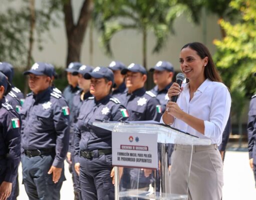 Refuerza Ana Paty Peralta transformación de la mejor policía en la historia de Cancún