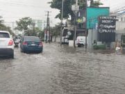 Dejan lluvias diurnas algunos encharcamientos en Cancún