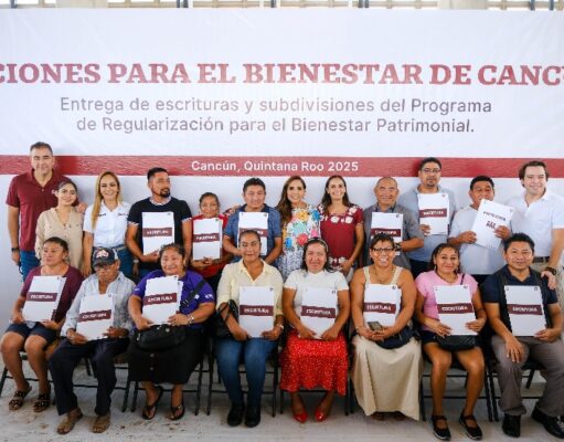Entregan Mara Lezama y Ana Paty Peralta 303 títulos de propiedad para el bienestar y certeza jurídica de más de mil 400 personas